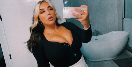 Isabelle Maltais erotische top galerie