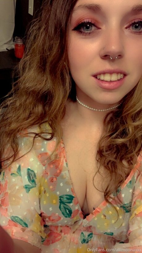 allimoonaxxx hübsche sexy bilder