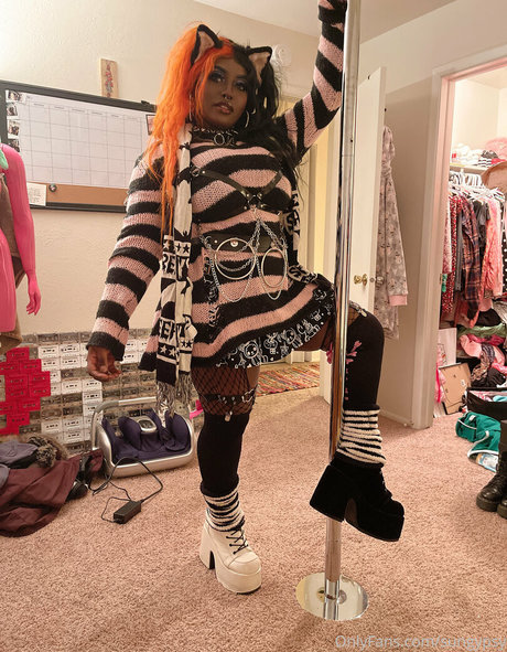 sungypsy erotische erwachsene bilder