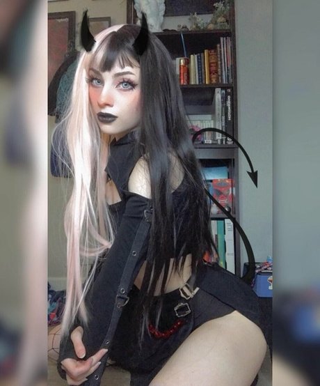 Spaceyellise erotische perfekte bilder