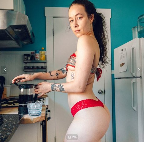 Nina Defilla exklusive sex bild