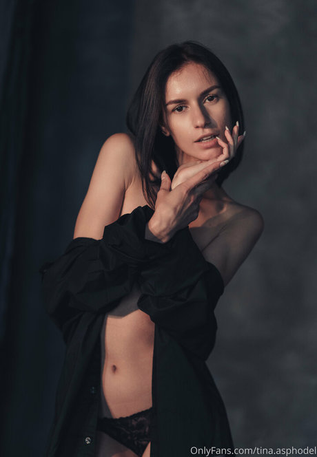 tina asphodel xxx nackten galerie