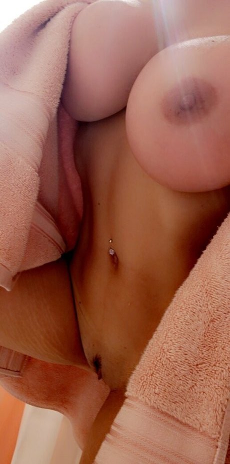 mandi minx porno akt foto