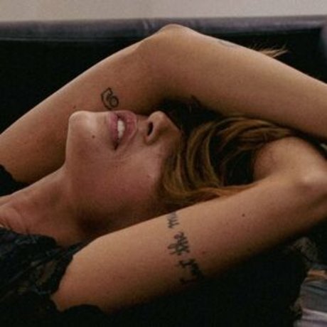 Carlotta Adacher pornostar akt galerien