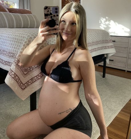 lilmissvixennnn akt bilder