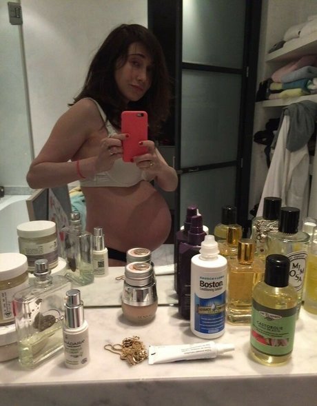 Carice Van Houten xxx bild