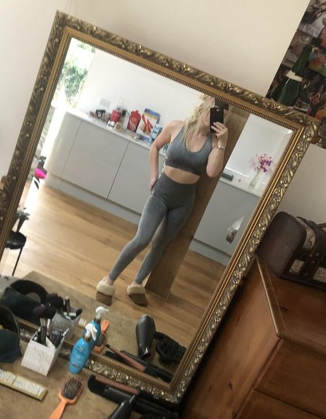 annanicolevip xxx pornografische fotos