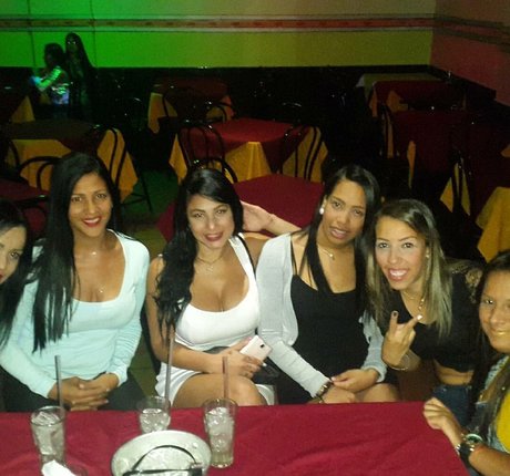 Nohely Guilarte hübsche hd archiv