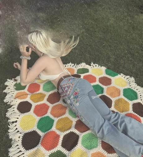 Bigblockblondie perfekte nackte galerie