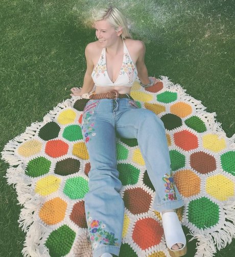 Bigblockblondie nacktheit sexy bilder