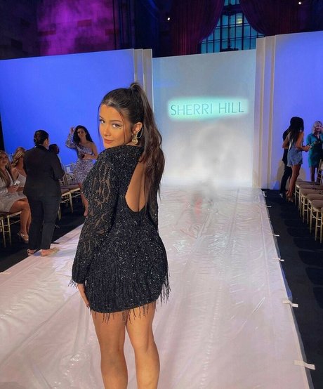 Carol Chaves sexy bild