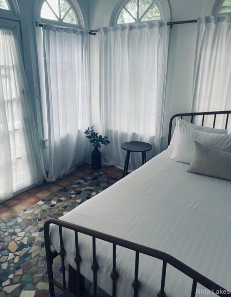 nina lakes schauspielerin nette galerie