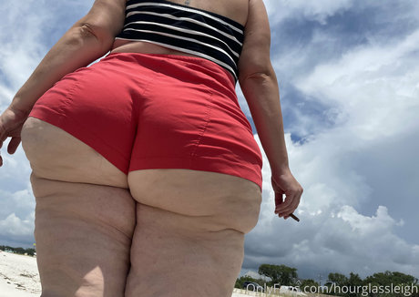 hourglassleigh xxx porno foto