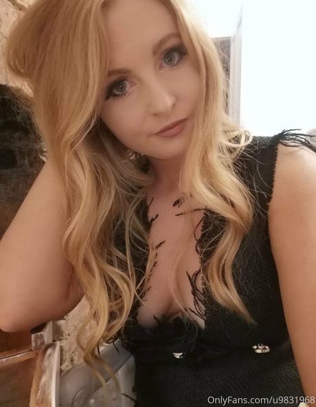 gushinggeegeefree model pornographische bild