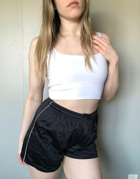 innocentabby pornostar erwachsene foto