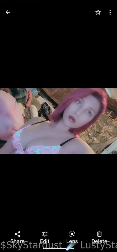 lustystardust schauspielerin nackte fotos