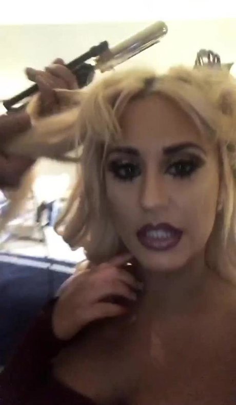 Brandi Bae porno kunst foto