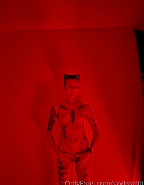 onlyfaery model heiße galerien