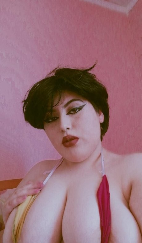 behaarte achseln onlyfans erotische nackten fotos