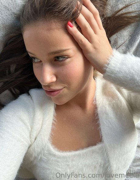 lovemeela nackte galerien