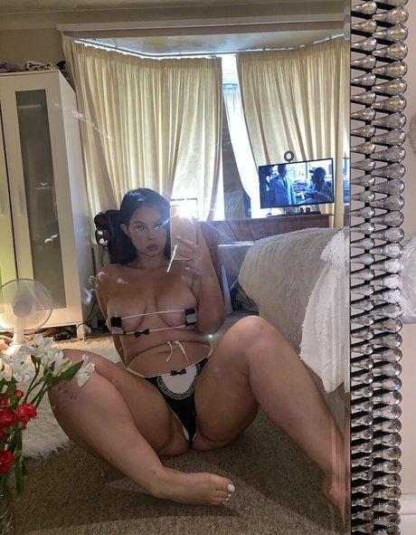 bbmiaxo nackte galerien