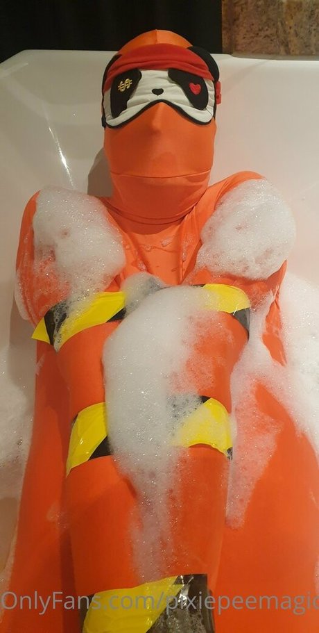 pixiepeemagic schauspielerin sex bilder