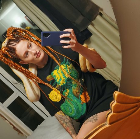 mikaylarainesfans hd erotische foto