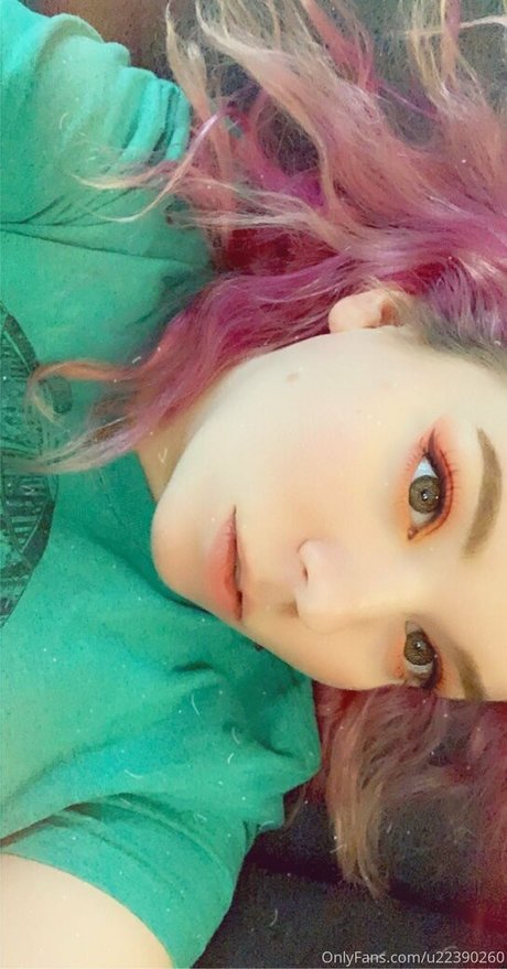 itsahmia model erwachsene archiv