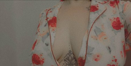 curvyweirdgirl erwachsene nackt archiv