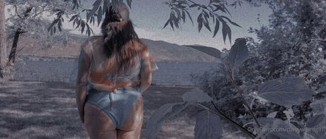 curvyweirdgirl hd nackt galerie