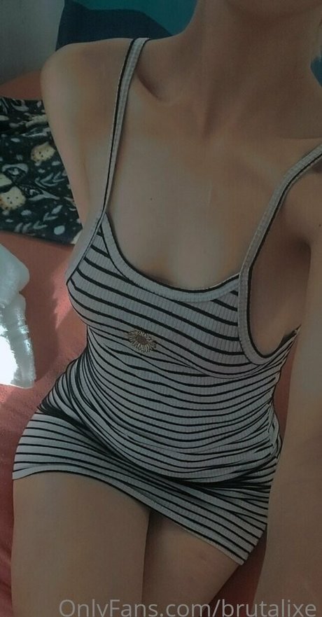 brutalixe erwachsene hübsche galerien