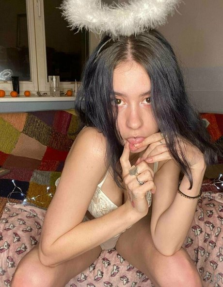 tiny barbie schauspielerin erotische archiv