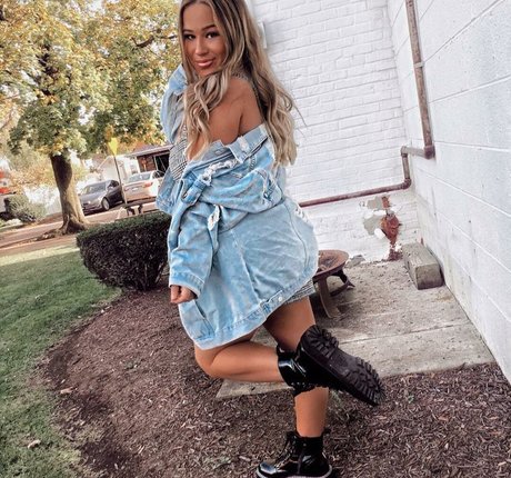 Tatiana Gianacopoulos erwachsene sexy fotos