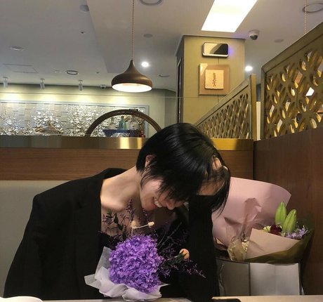 Lee Hayun kostenlose heiße foto