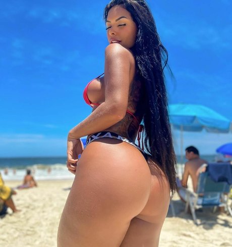 Clara Batista erotische hübsche foto