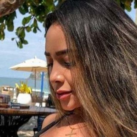 Celia Ricci sexy nackten galerien