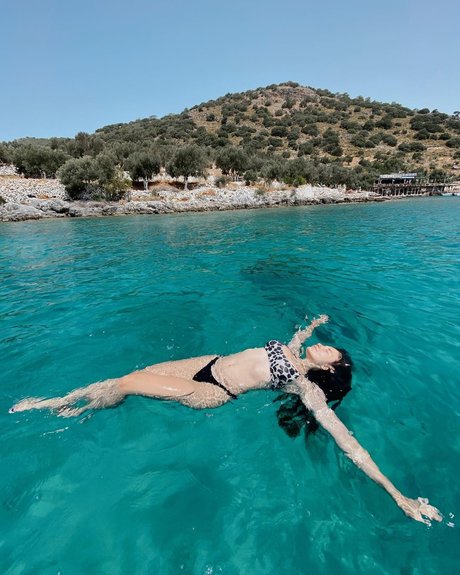 Ilayda Akdogan nacktheit xxx galerie