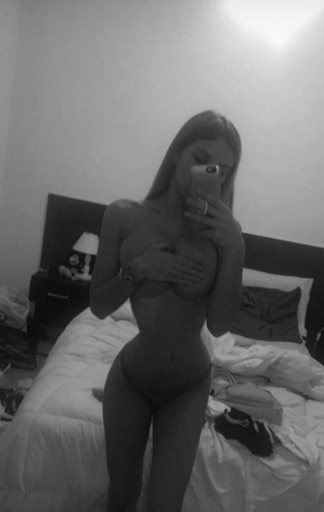 Belenatali exklusive nackt foto