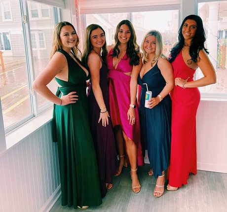 Olivia H erotische foto