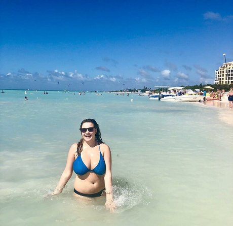 Olivia H perfekte porno bild