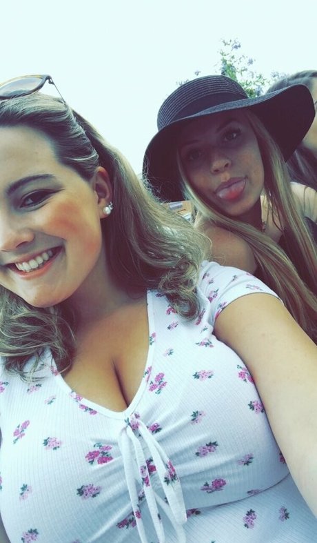 Olivia H top perfekte bild