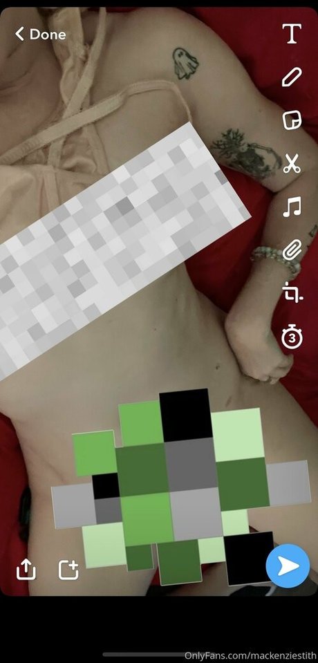 mackenziestith model akt archiv