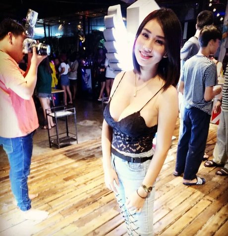 Saowalak Saifak perfekte schöne bild