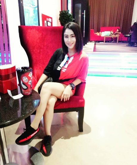 Saowalak Saifak top beste bilder