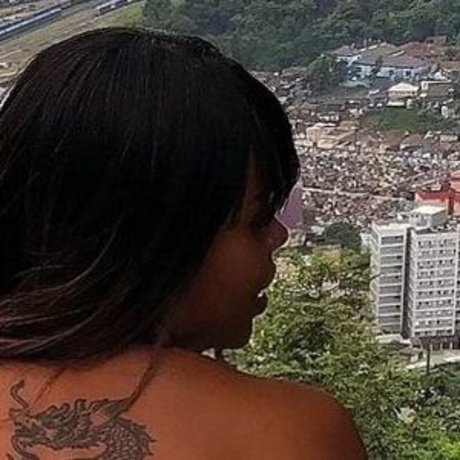 Polisavage exklusive nackte archiv