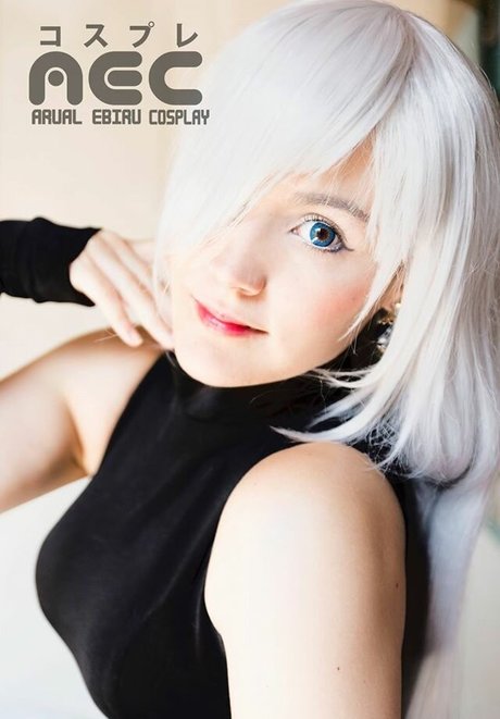 Arual Ebiru Cosplay nackt pornographische galerie