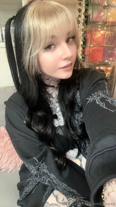 außerhalb von onlyfans erwachsene exklusive foto