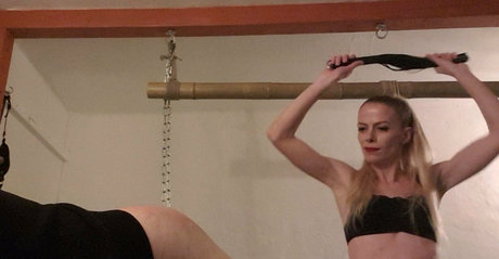 elvirafriis kostenlose erwachsene foto