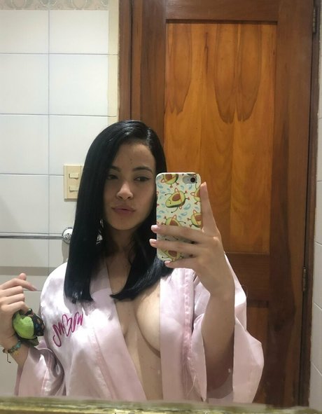 babygirlluna12 schauspielerin nackt fotos