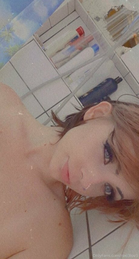 venomroseexotic schauspielerin sexy foto